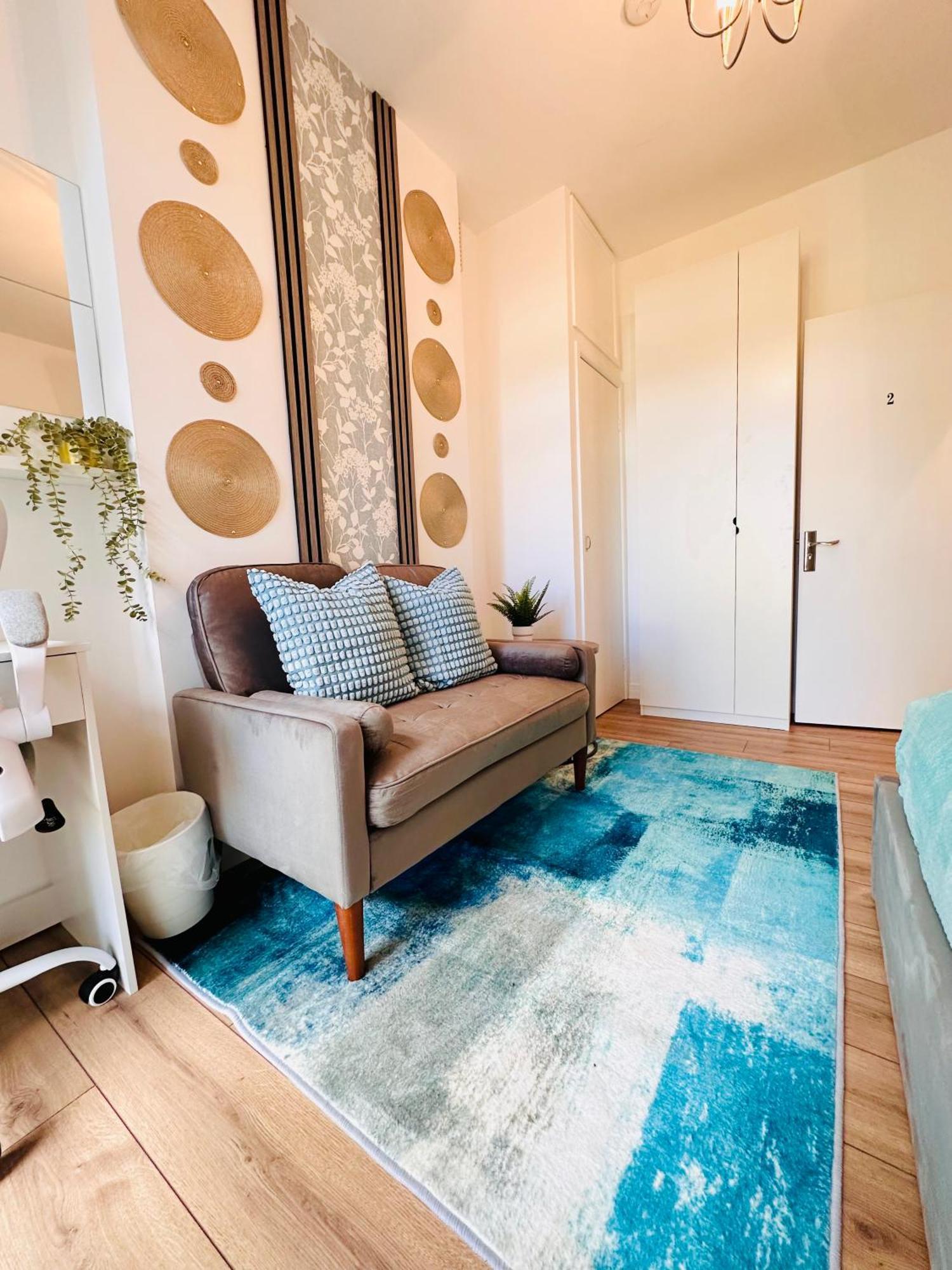 R2 - Elegant Private Room Opposite Queen Elizabeth Hospital - Harborne Birmingham Eksteriør bilde