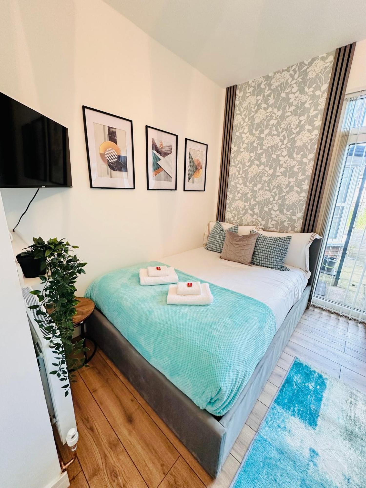 R2 - Elegant Private Room Opposite Queen Elizabeth Hospital - Harborne Birmingham Eksteriør bilde